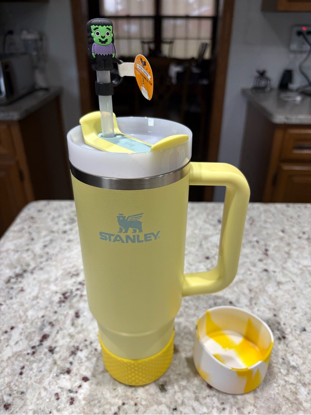 Stanley Pale Yellow Insulated Travel Mug with Handle Like new